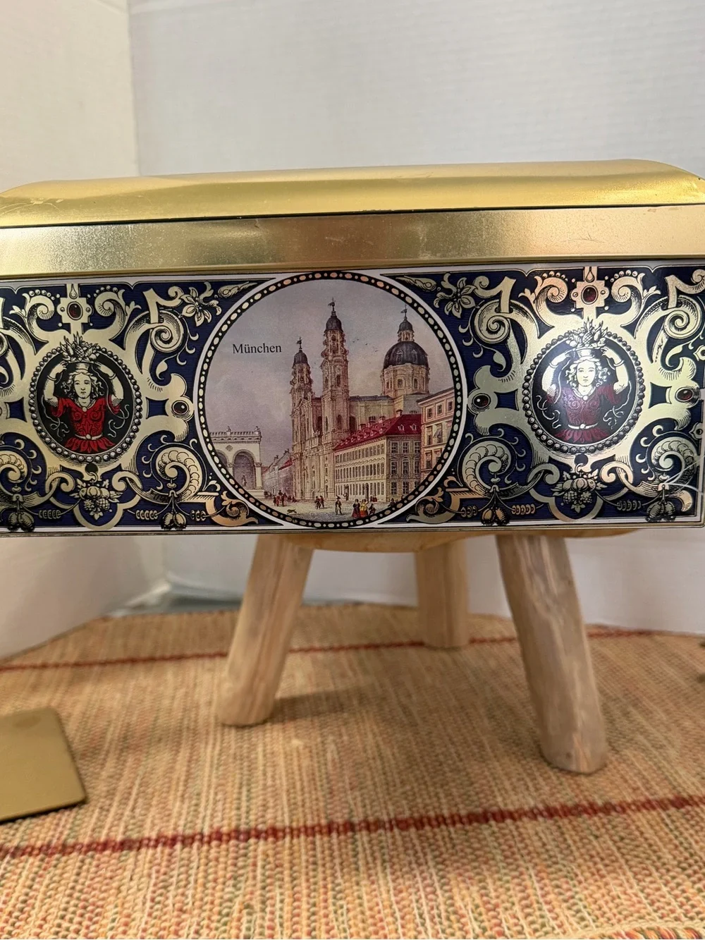 VintageTreasure Chest Large Cookie Tin made in Germany, by Henry Lambertz!